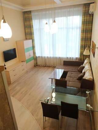 Апартаменты Дизайнерская квартира у самого Черного моря Одесса Апартаменты с 2 спальнями-38